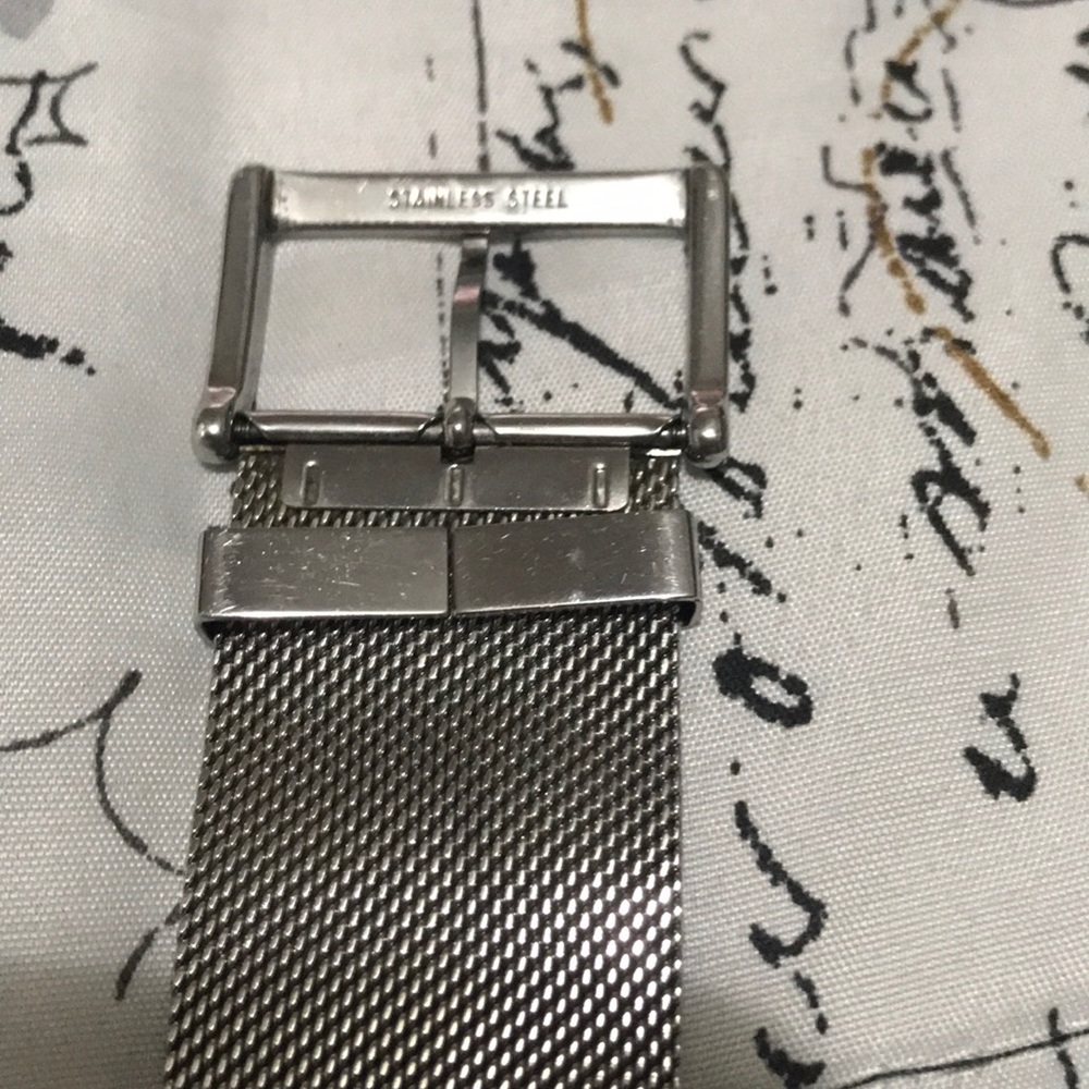 Dkny Watch Silver Solid Stainless Watch. - image 4